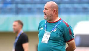 Pelatih Persib Bandung, Bojan Hodak, saat melawan Persija Jakarta pada laga pekan ke-28 Liga 1 2023/2024 di Stadion Si Jalak Harupat, Bandung, Sabtu (9/3/2024). (Bola.com/M Iqbal Ichsan)