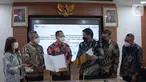 PT Askrindo dan PT Bank Negara Indonesia Tbk menandatangani Perjanjian Kerja Sama Penjaminan Garansi Bank Dan / Atau Standby Letter Of Credit Serta Penjaminan Letter Of Credit Dan / Atau Surat Kredit Berdokumen Dalam Negeri, di Graha Askrindo Kemayoran, Selasa (5/4/2022). (Liputan6.com/HO/Iqbal)