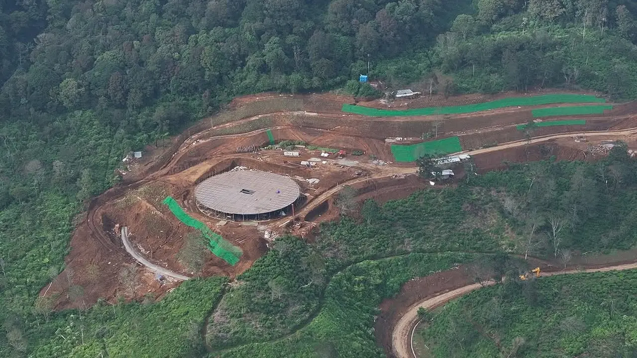 Dedi Mulyadi Sidak Proyek Eiger Camp di Kaki Gunung Tangkuban Perahu Bandung yang Disegel Satpol PP, Kuli Bangunan Disuruh Pulang