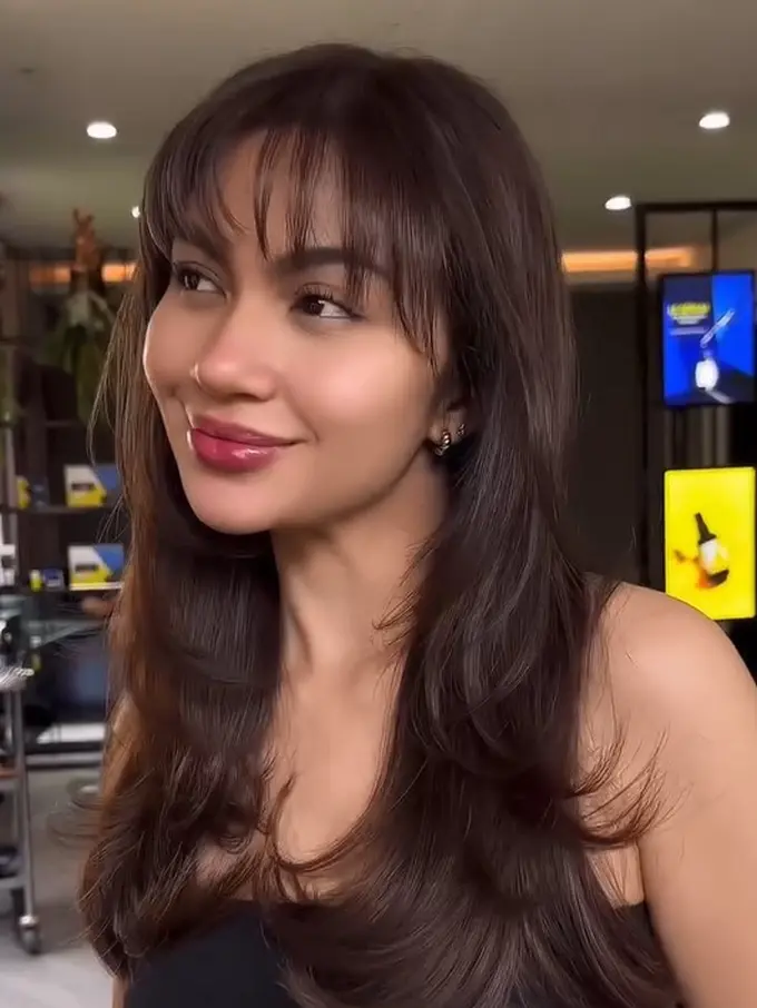 Ariel Tatum dengan rambut baru (Instagram/arieltatum)