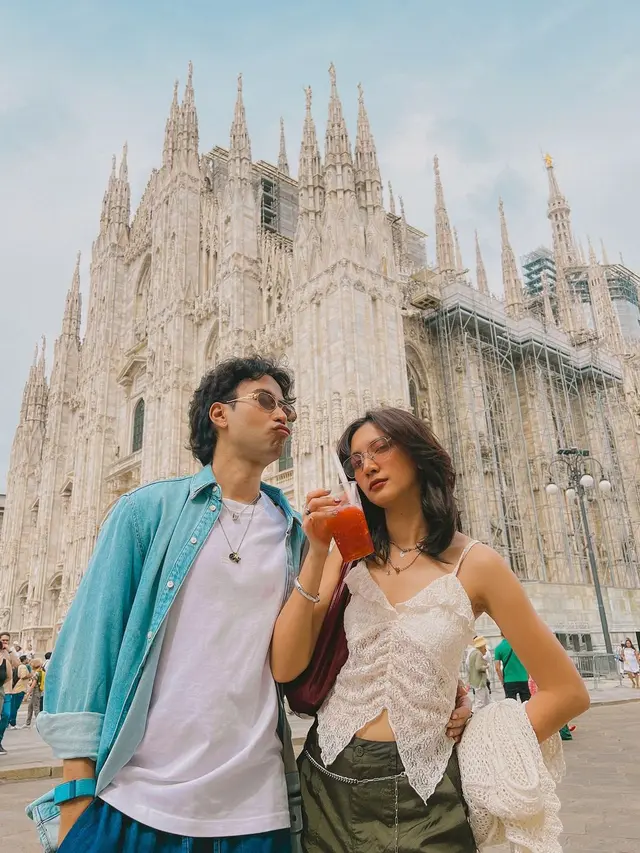 Vidi Aldiano dan Sheila Dara liburan bareng (Instagram/vidialdiano)