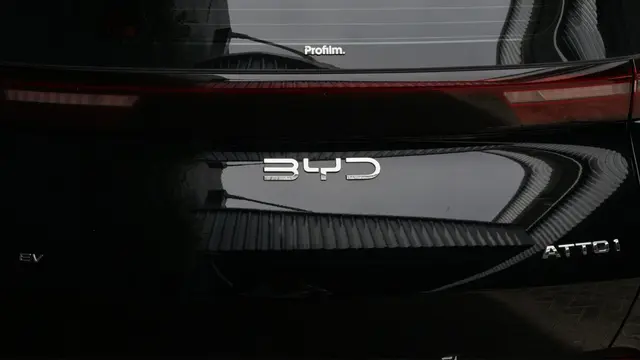 Kaca film BYD Atto 1 dari Profilm