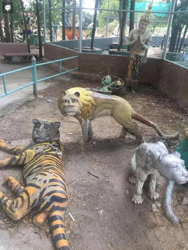 10 Potret Bentuk Patung Hewan Ini Absurd Banget, Bikin Geleng Kepala