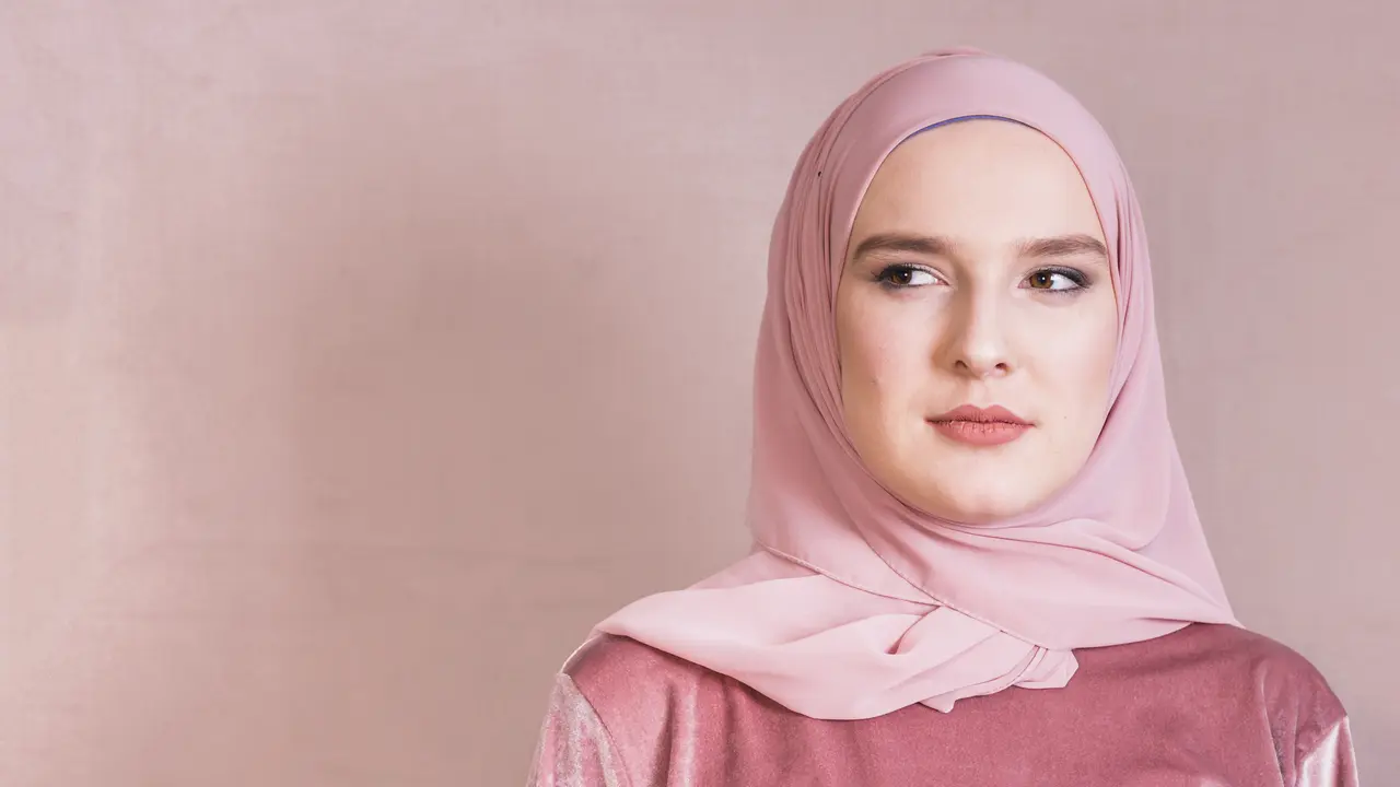 Munafik Adalah Pura-Pura Memeluk Agama Islam, Kenali Ciri-ciri dan Jenisnya