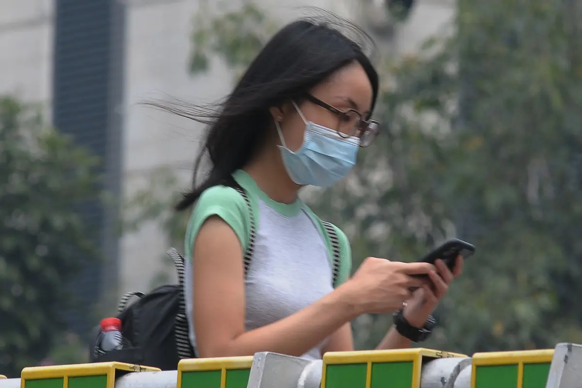 Polusi Udara Pakai Masker