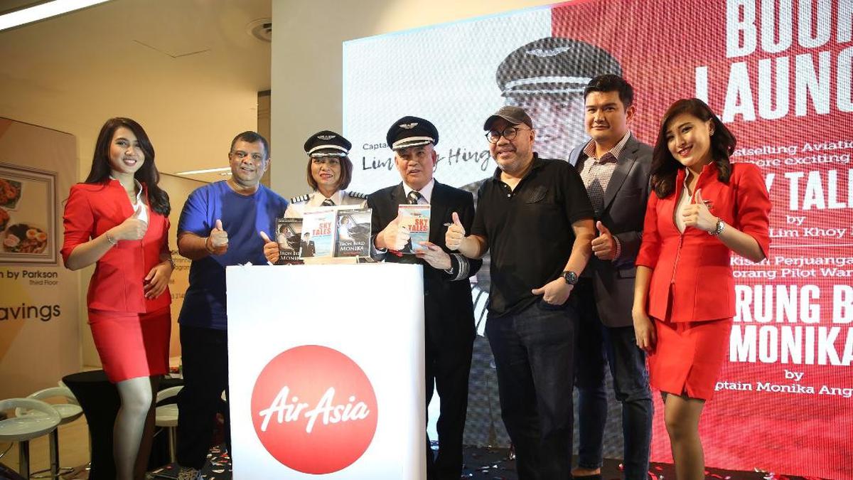 Pilot AirAsia Luncurkan Buku Lucu Seputar Pesawat dan Traveling