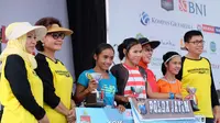 Para pemenang lomba lari Bhayangkara Run 2017 mendapatkan hadiah total Rp 217 juta. (dok. Polri.go.id)