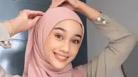 Tutorial hijab pashmina (Instagram/ravalsaa)