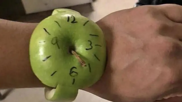 6 Potret Jam Tangan Versi Low Bugdet Ini Nyeleneh,