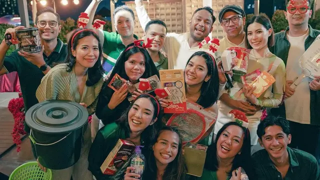 Dinner Natal geng Gisella Anastasia dan Naysila Mirdad (Foto: Instagram viv_viviane)