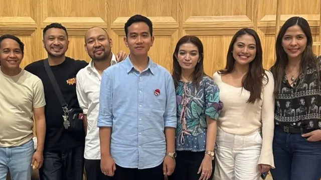 Selvi Ananda dampingi Gibran (Instagram/jannasoekasah.joesoef)