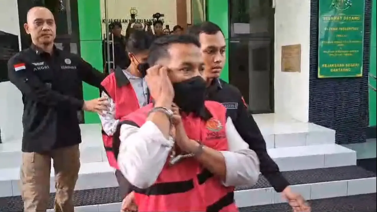 Kejari Bantaeng tetapkan 4 tersangka dugaan korupsi tunjangan kesejahteraan fiktif untuk pimpinan DPRD Bantaeng periode 2019-2024