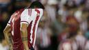 Bek Paraguay, Gustavo Gomez, tampak kecewa usai ditahan imbang Brasil pada kualifikasi Piala Dunia 2018 di Stadion Chaco, Paraguay, Rabu (30/3/2016). Kedua tim bermain imbang 2-2. (Reuters/Jorge Adorno)