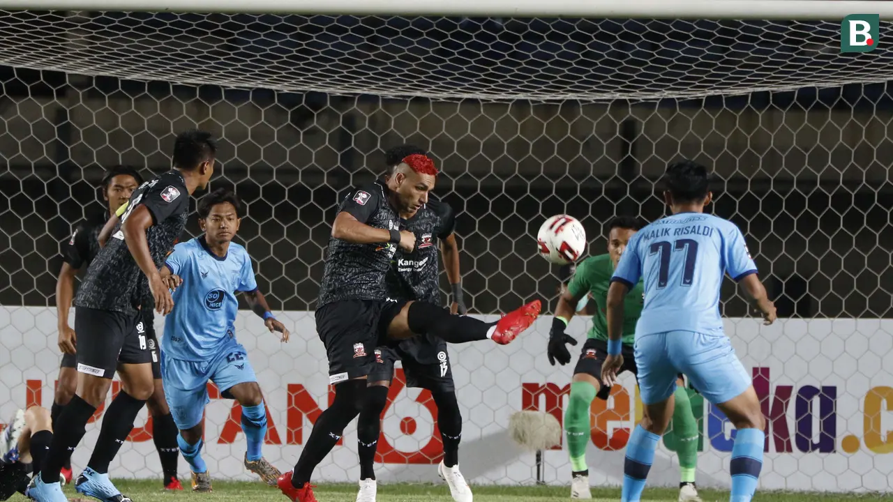 Persela Lamongan vs Madura United