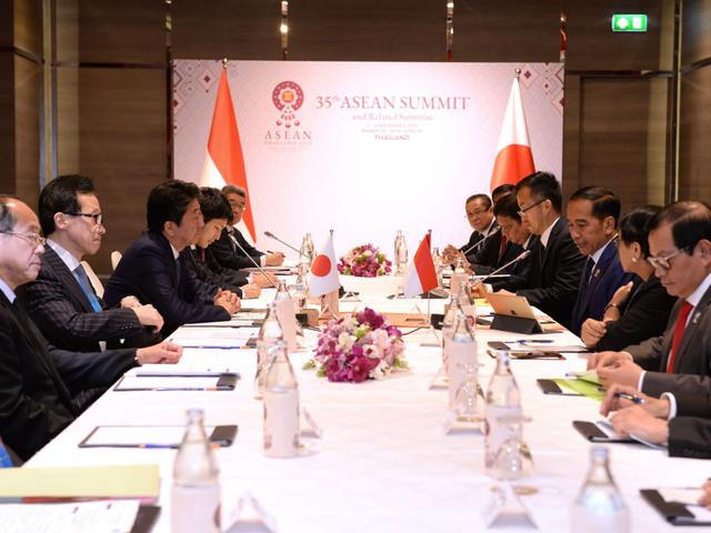 Jalin Hubungan Dengan Banyak Negara Ini Penjelasan Kerja Sama Regional Dan Multilateral Global Liputan6 Com