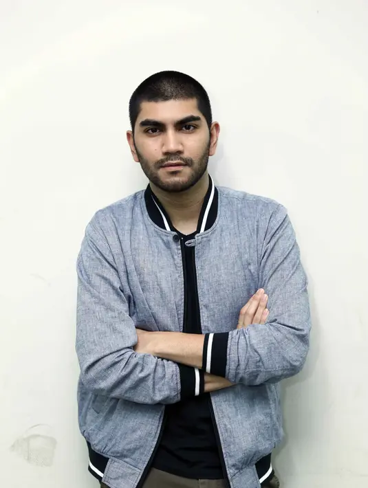 Gandhi sebagai penulis skenario mengaku tidak mengalami kesulitan dalam pembuatan web series ini. (Nurwahyunan/Bintang.com)