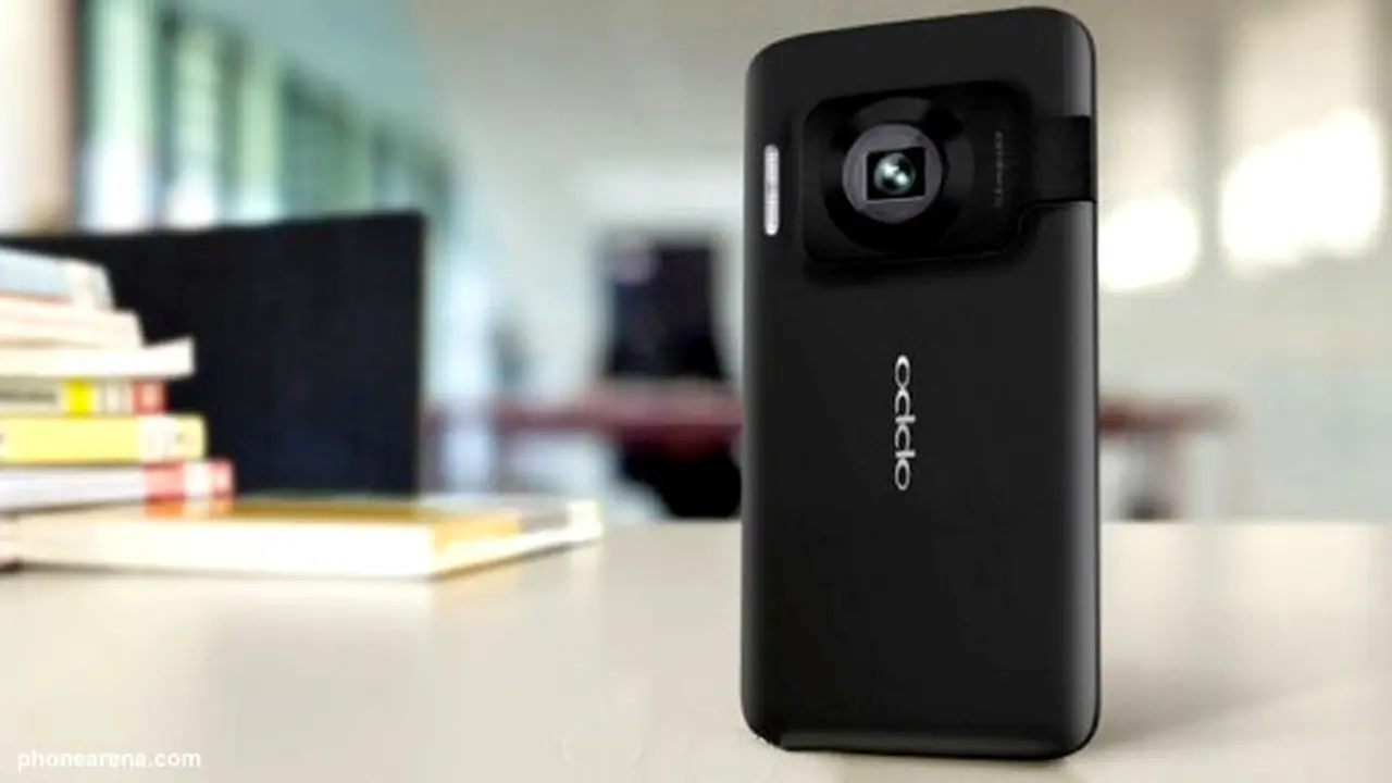 oppo-130823a.jpg