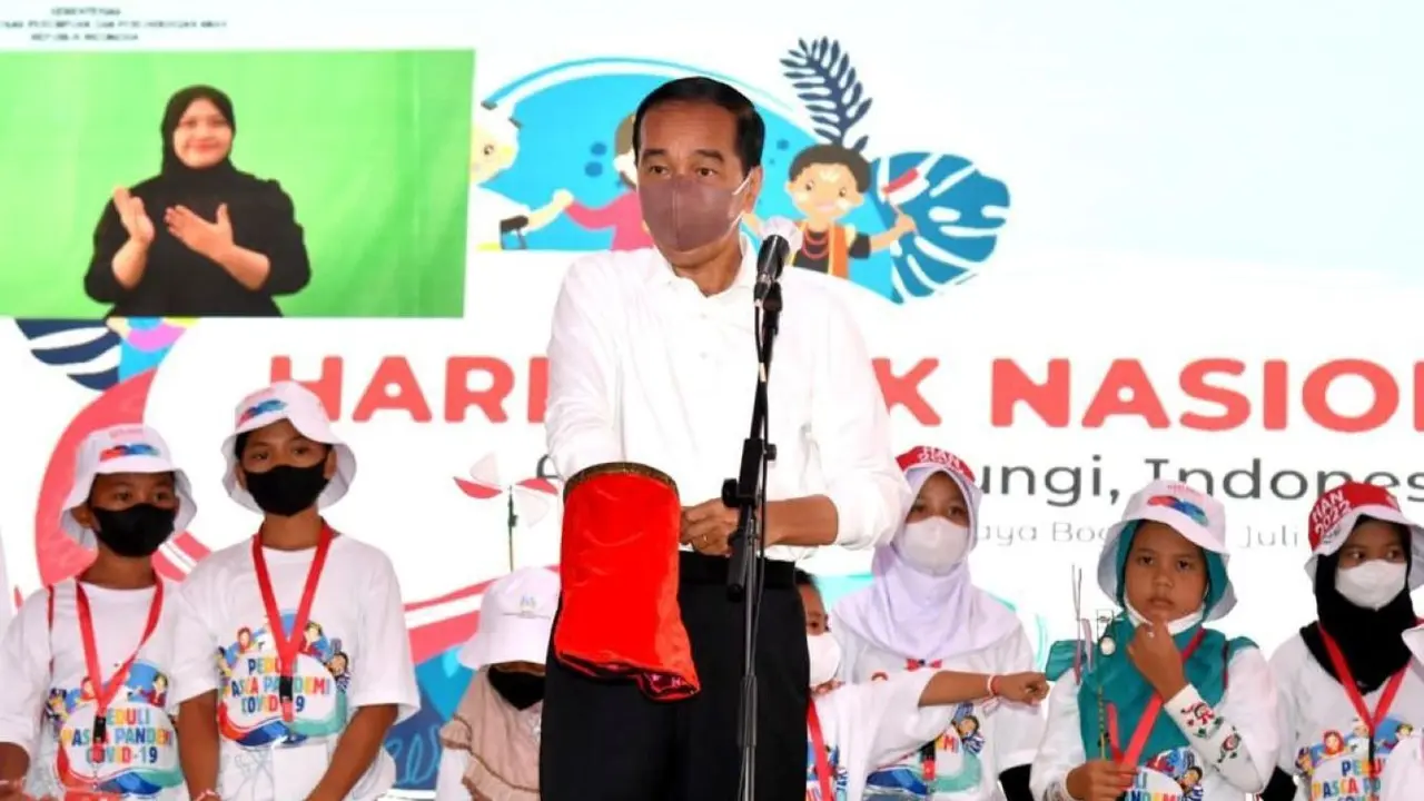 Momen Presiden Jokowi Main Sulap di Hari Anak Nasional