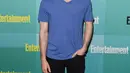 Aktor asal Inggris Daniel Radcliffe tampak percaya diri dengan jenggotnya yang semakin menebal saat hadir di San Diego Comic-Con 2015 di San Diego, California, 11 Juli 2015. (Jason Merritt/Getty Images untuk Entertainment Weekly/AFP) 