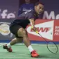 Tunggal putra Indonesia Tommy Sugiarto gagal menjuarai Denmark Open Super Series Premier 2015, Minggu (18/10/2015). (Liputan6.com/CLAUS FISKER / SCANPIX DENMARK / AFP)