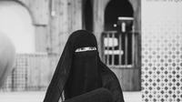 Ilustrasi burka (dok.unsplash/ Elin Tabitha)