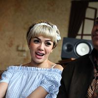 Film 90-an, Jared Leto Sukses di Musik, Film dan Menang 