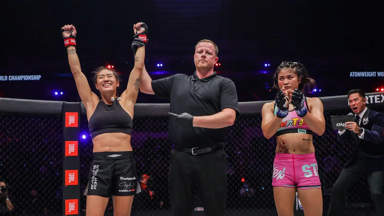 Angela Lee Pertahankan Gelar Juara Dunia ONE Women’s Atomweight