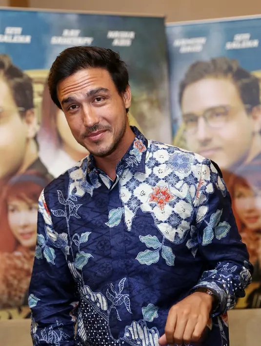 Saat Hamish Daud ditemui di kawasan Senayan, Jakarta Pusat, Hamis mengaku telah melamar kekasihnya. Bukan Nadine Chandrawinata, melainkan wanita asal Malaysia. (Deki Prayoga/Bintang.com)