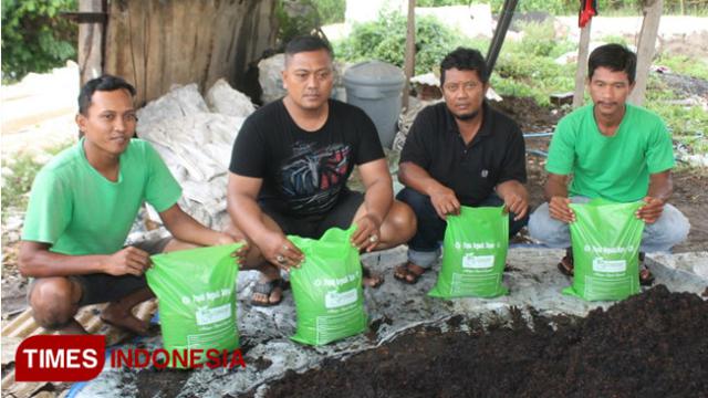 Unik bin Ajaib Pupuk  Kotoran Manusia dari Gresik Tak 