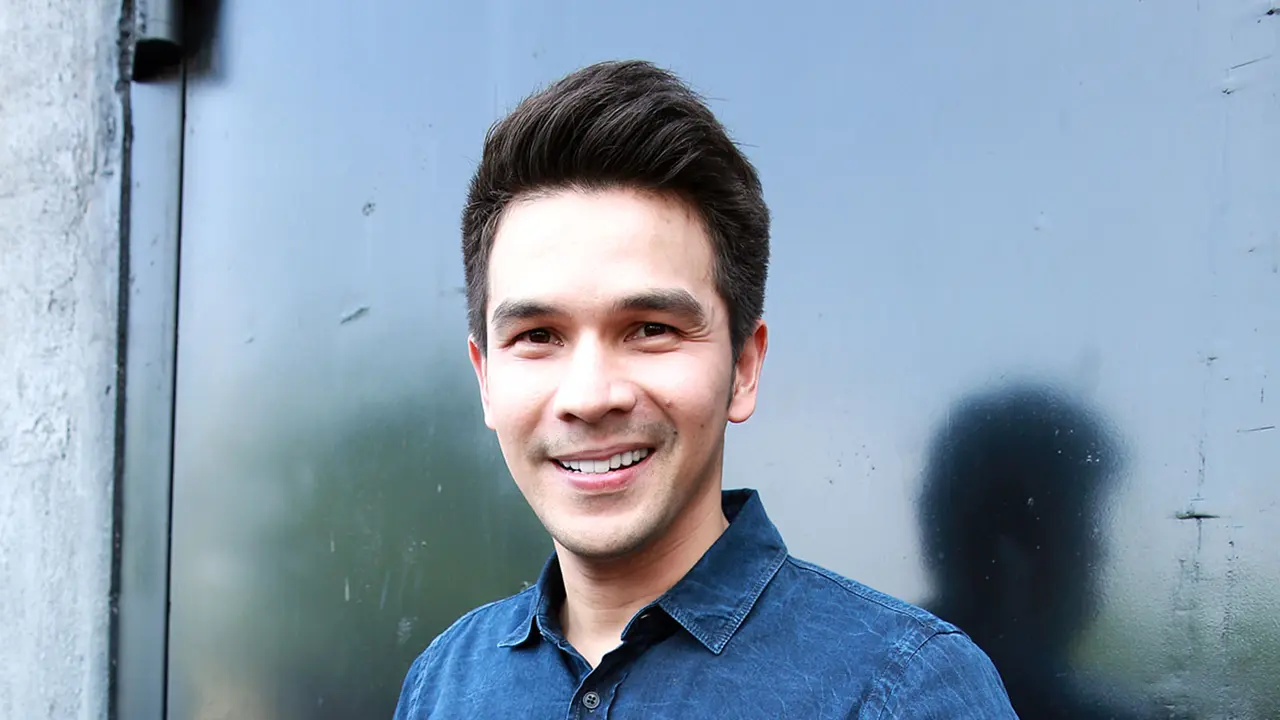 [Bintang] Jonathan Frizzy