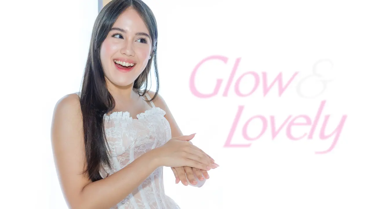 Tren Glass Skin Makin Populer, Glow & Lovely Hadirkan Glass Bright Ultralight Range