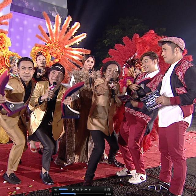 Episode Perdana Bintang Pantura 5 Disambut Peragaan Busana Mewah Showbiz Liputan6 Com Giliran juragan nih menghibur penonton bintang pantura | bintang pantura 5. episode perdana bintang pantura 5