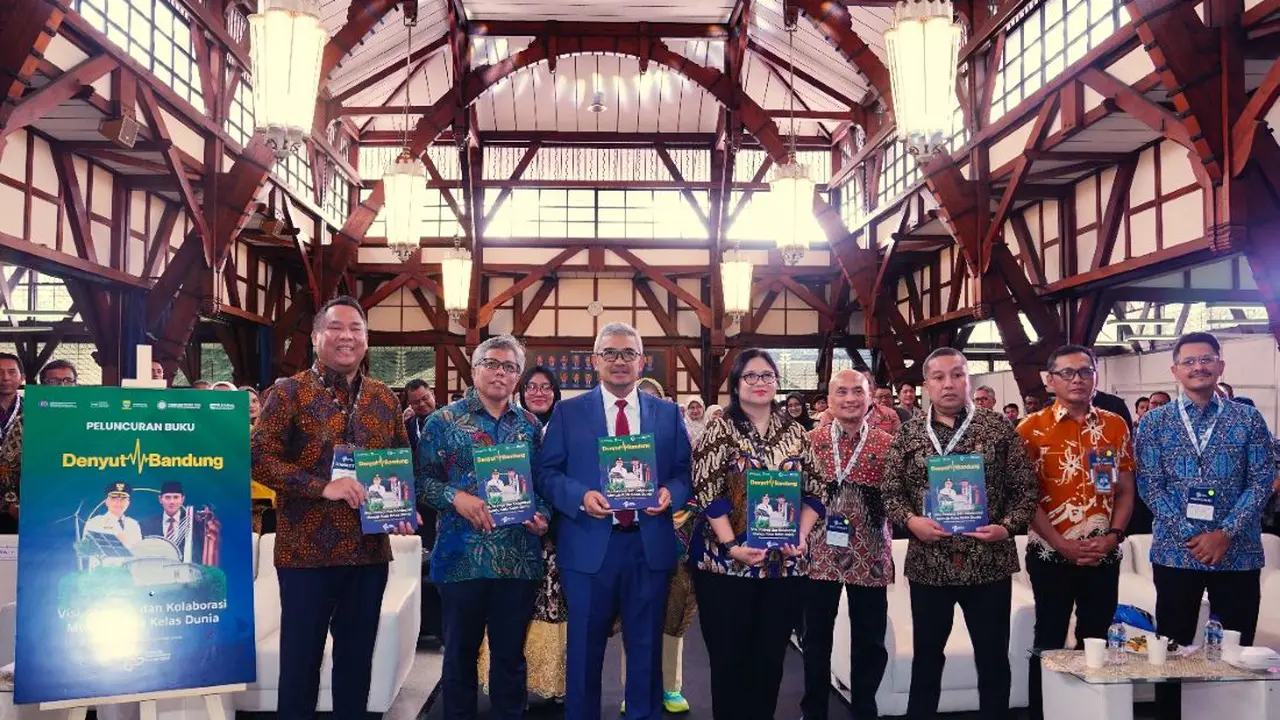 Institut Teknologi Bandung (ITB) dengan Pemerintah Kota atau Pemkot Bandung serta Suvarna Sustainabilitiy menggelar acara Bandung Sustainabilitiy Summit (BSS) 2025.