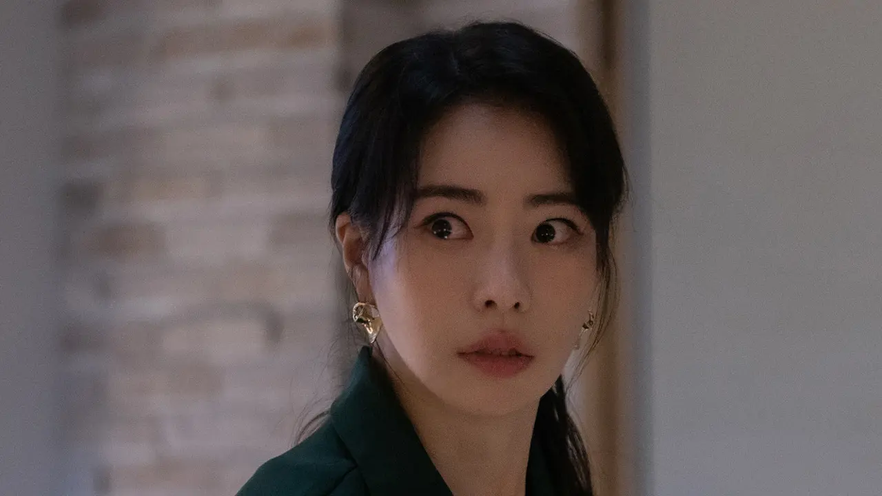 Lim Ji Yeon dalam serial The Glory. (Foto: Graphyoda | Netflix)