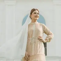 Kahiyang Ayu kembali tampil anggun dalam foto terbaru yang diunggah di momen Tahun Baru Islam [@doleytobing]