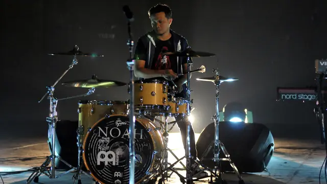 [Bintang] Reza eks NOAH