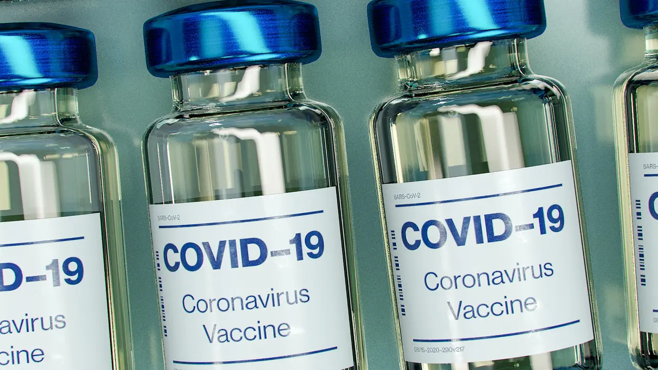 Tak Perlu Surat Domisili, Vaksinasi Covid-19 Kini Cuma Modal KTP