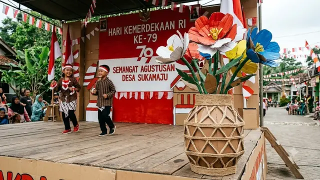 Ide Dekorasi Panggung Agustusan dari Kardus Bekas