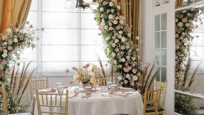 Tren terbaru dekorasi dan gaun pernikahan/Instagram Kahuna.id