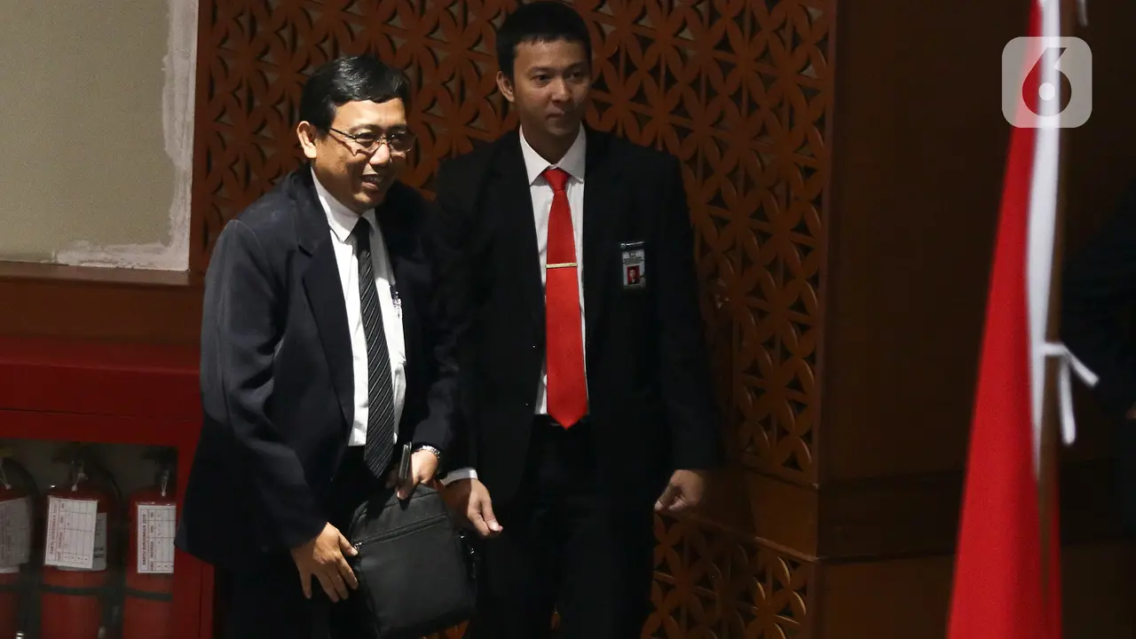 DPR Sahkan I Dewa Kade Wiarsa Raka Sandi Gantikan Wahyu Setiawan