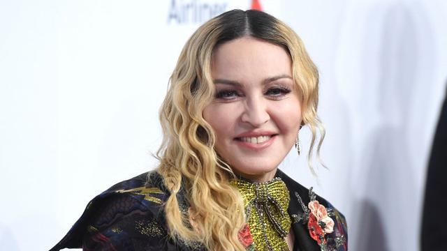 Ubah Warna  Rambut  Wajah Madonna Nyaris Tak Dikenali 