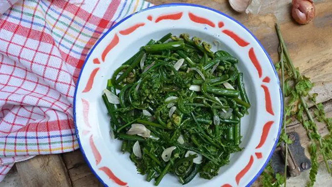 Tumis pakis./Copyright Puji Nandang Wuyung