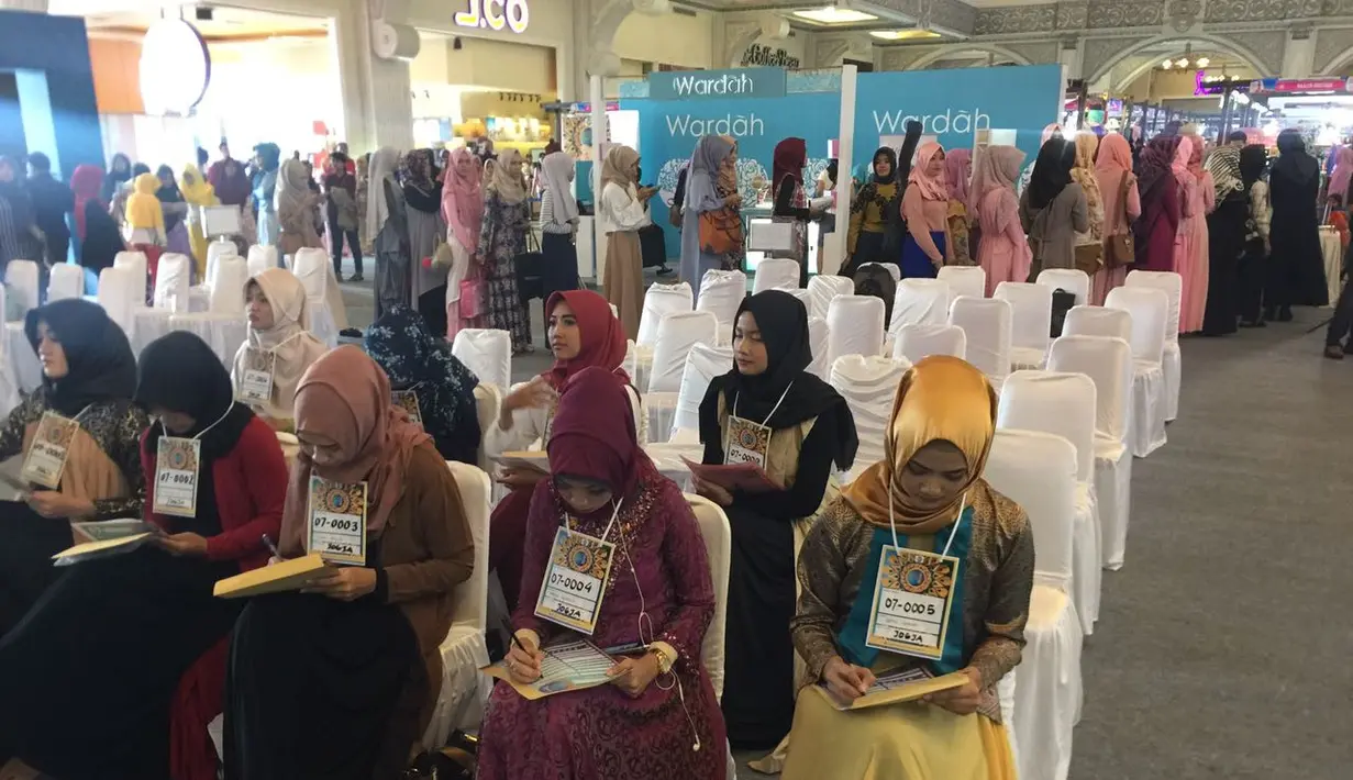 Seperti halnya kriteria umum ABC tersebut, Puteri Muslimah Indonesia 2017 memang akan disipakan untuk terjun ke dunia hiburan. Seperti finalis Puteri Muslimah Indonesia sebelumnya yang telah menjadi model, bintang, FTV, presenter, dsb. (Indosiar)