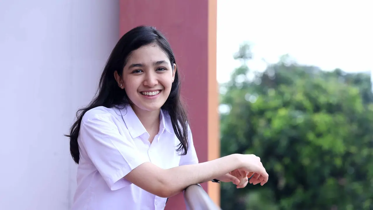 [Bintang] Cut Syifa