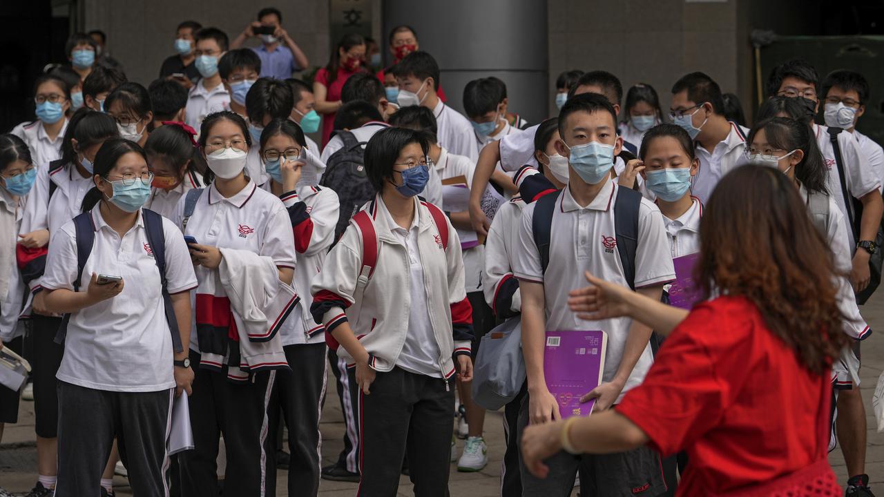 Lebih dari 11 Juta Pelajar China Hadapi Ujian Masuk Universitas