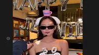 Aksi Jennie BLACKPINK Tiup Lilin Ulang Tahun ke-30 Dikritik, Salah Apa Lagi?