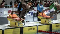 Perenang Indonesia  Triady Fauzi Sidiq tampil di nomor 100 meter gaya bebas SEA Games 2017 di National Aquatic Centre, Malaysia, (23/8). Triady Fauzi Sidiq berhasil membawa medali perak dalam kategori 100 Meter gaya bebas. (Liputan6.com/Faizal Fanani)