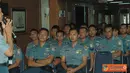 Citizen6, Jakarta: Prajurit KRI Kolinlamil mendapatkan pencerahan hukum dari Diskum Kolinlamil, Mayor Laut (KH) Teguh Sudianto di atas geladak KRI Tanjung Nusanive - 973 Tanjung Priok, Jakarta, Kamis, (26/7). (Pengirim: Kadispen Kolinlamil).