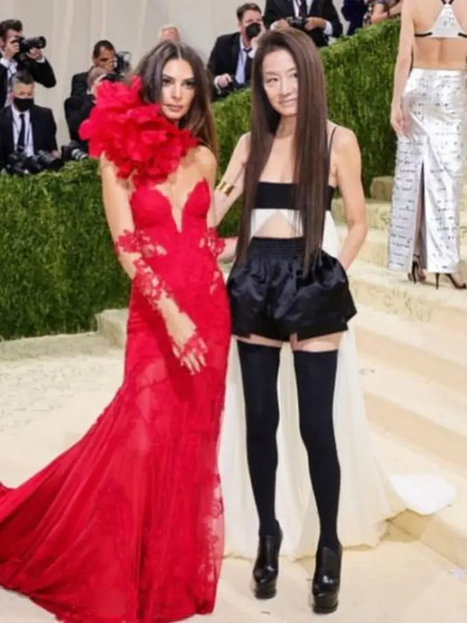 Vera Wang Tampil Awet Muda Layaknya ABG di Met Gala 2021