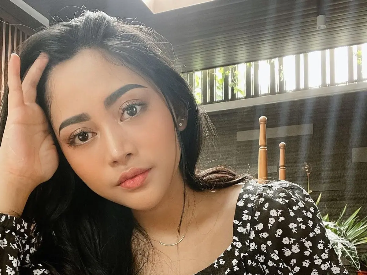 Rachel Vennya Sempat Tak Diakui Sebagai Anak oleh Ibunya, Panggil Tante  Bukan Mama - ShowBiz Liputan6.com